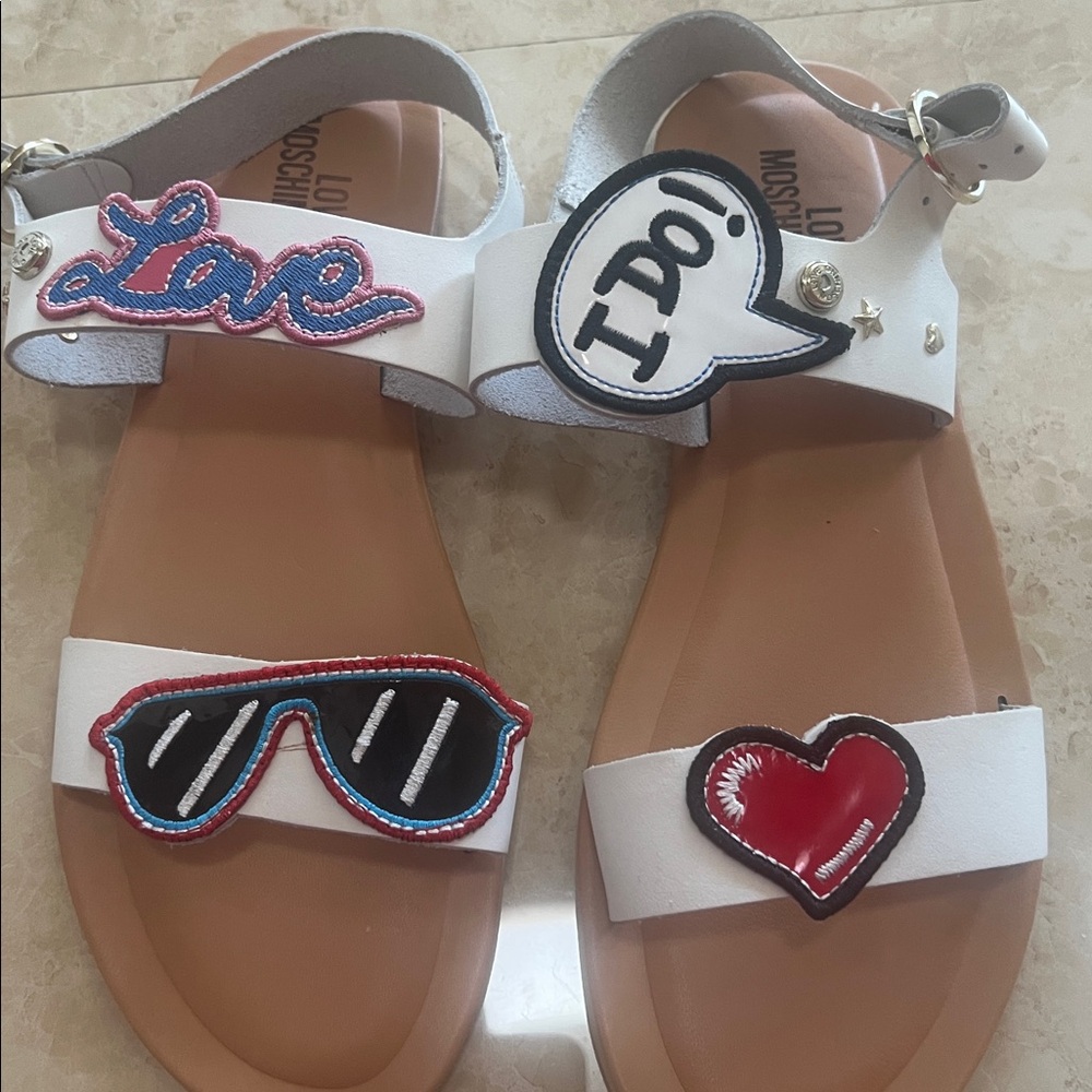 Love Moschino White Sandals with Red and Black Accents new with tag - Picture 5 of 5